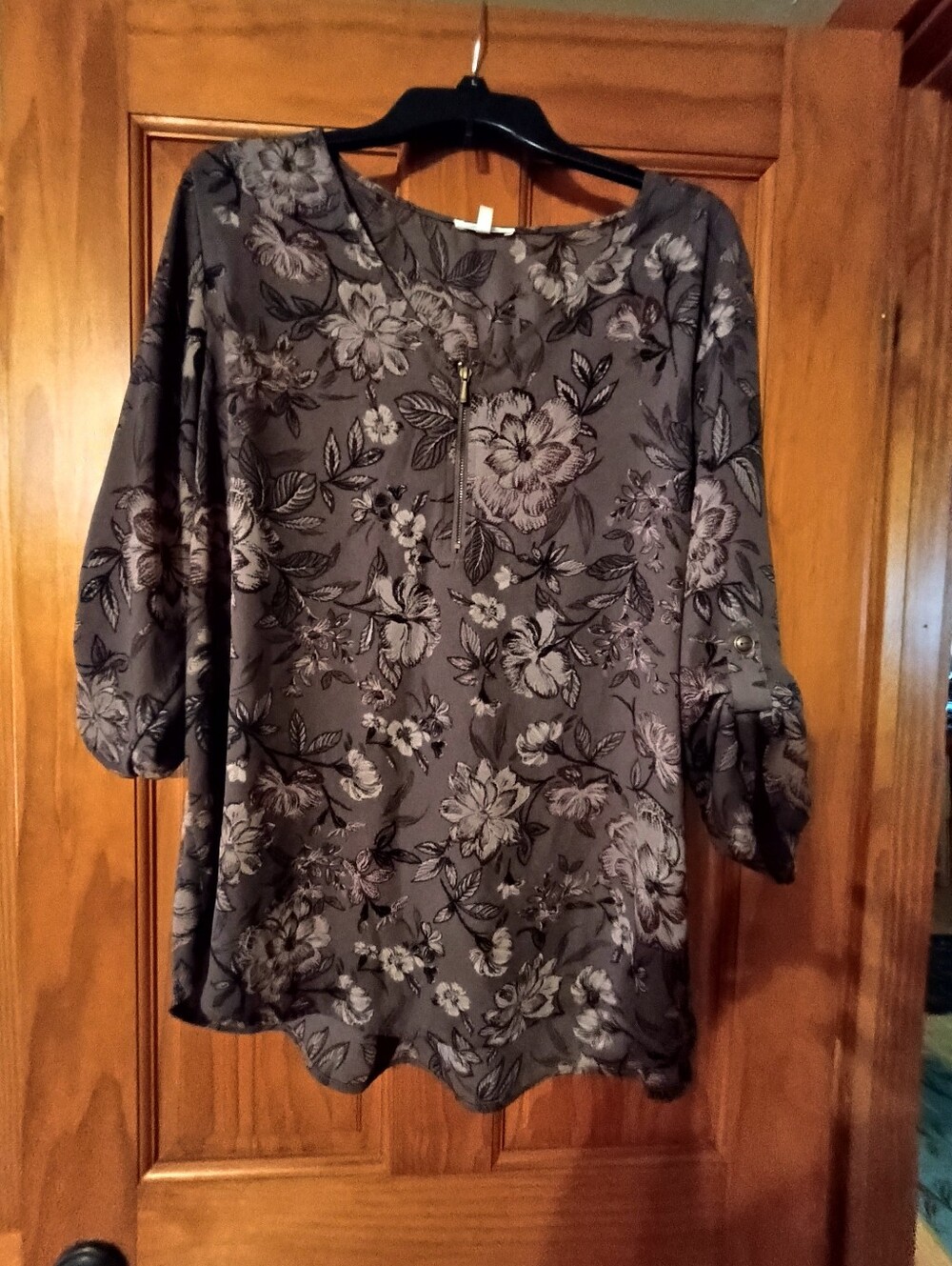 Maurices Gray Floral Zip-Front Tunic